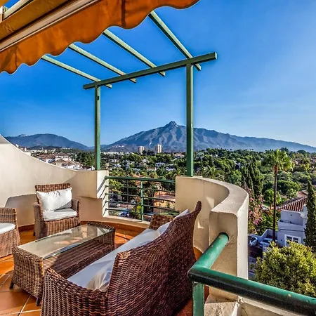 Apartamento In Senorio De Aloha With Sea Views *