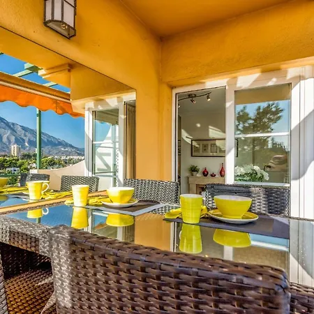 Appartement In Senorio De Aloha With Sea Views *